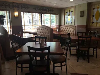 Rudy's Bar & Grill