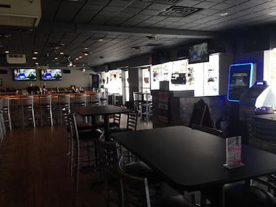 Shooti's Bar and Grille