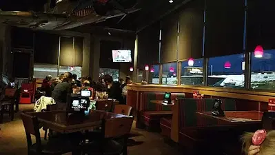 Red Robin Gourmet Burgers and Brews