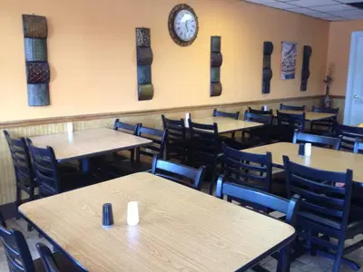 Giovanni's Pizzeria & Bakery