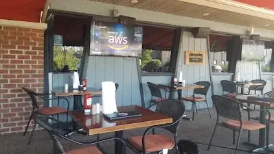 Dad's Pub & Grub