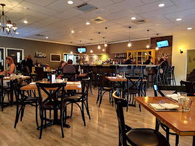 Eighty Acres Kitchen & Bar