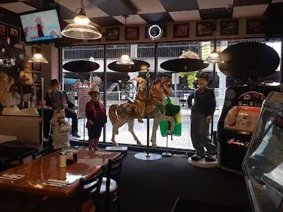 Plouffe's Diner & Pub