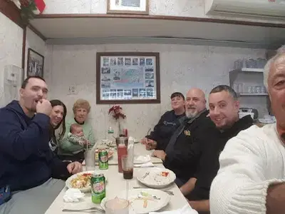 Right Spot Restaurant