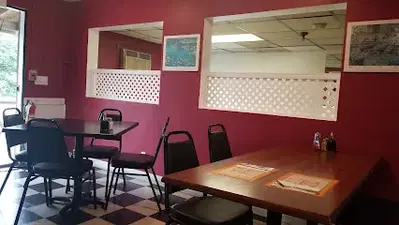 Betty’s Pub & Chinese Restaurant 美玲