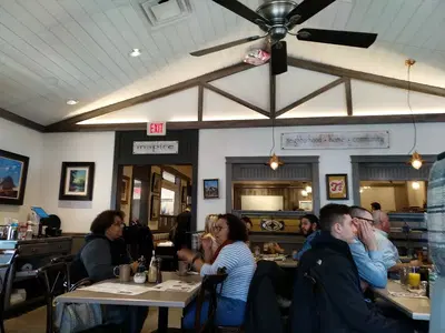 T's Restaurant Cranston