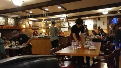 Sam's Inn