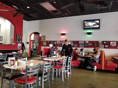 Moretti's Pizzeria & Bar