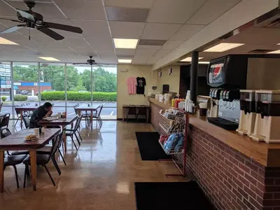 Charlie's Bar-B-Que