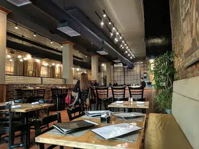 Cola's Restaurant