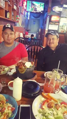 Karlitos Mariscos