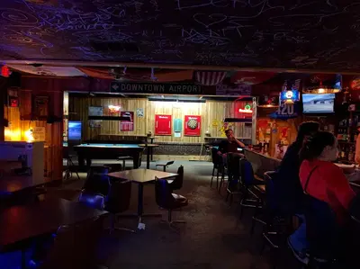 Ty's Food & Spirits