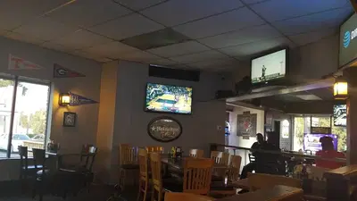 Bakers Sports Pub & Grill
