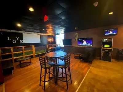 Amora Sports Bar and Grill