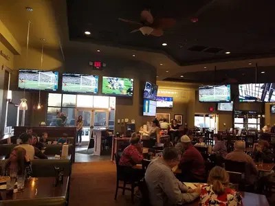 Hickory Tavern