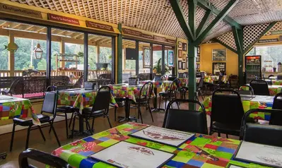Stono Market and Tomato Shed Cafe