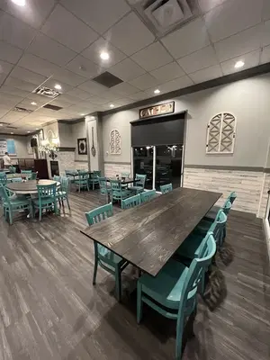 Paisano's