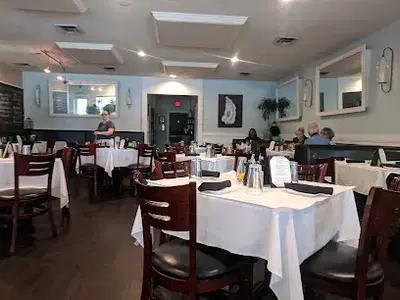 Stella's Southern Bistro