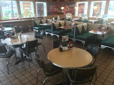 Long John Silver's | A&W
