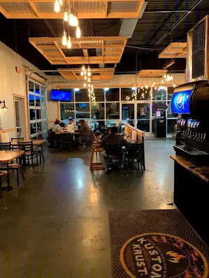 Kustom Krust Brick Oven Pizza and Wings