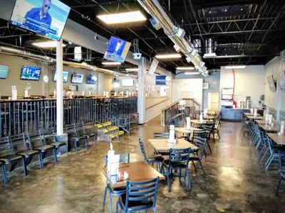 Long Hollow Pizza & Pub