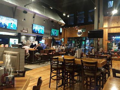 Hooters