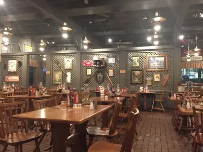 Cracker Barrel Old Country Store