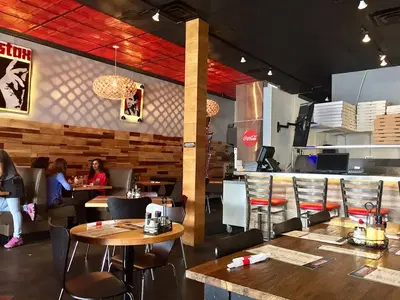 Rock’n Dough Pizza & Brewery