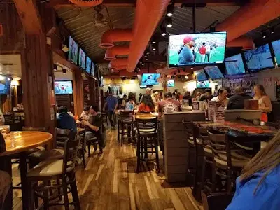 Hooters