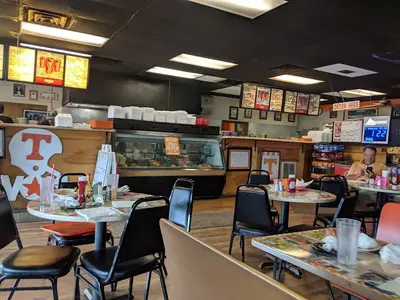 Sam & Andy's West