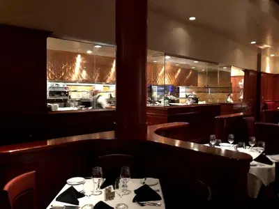 Fleming’s Prime Steakhouse & Wine Bar