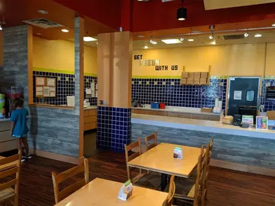 Salsarita's Fresh Mexican Grill