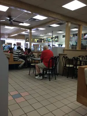 Braum's Ice Cream & Dairy Store