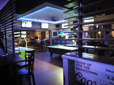 The Back 9 Sports Bar & Grill