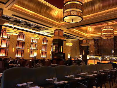 Grand Lux Cafe