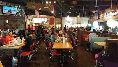 Fuddruckers