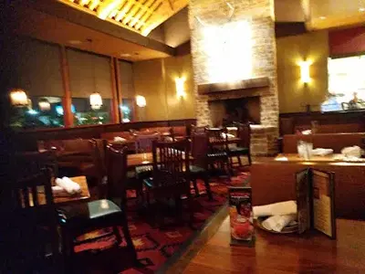 Lazy Dog Restaurant & Bar