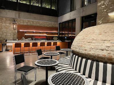 Domingo Restaurant