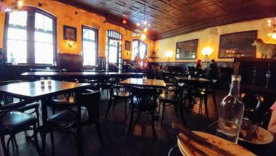 The Esquire Tavern