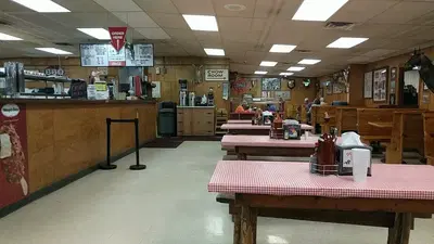 Dozier's BBQ, Meat Market, and Deer Processing