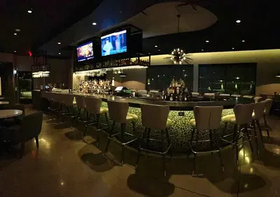 Pearl & Vine