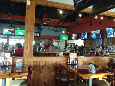 Hooters