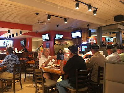 Hooters