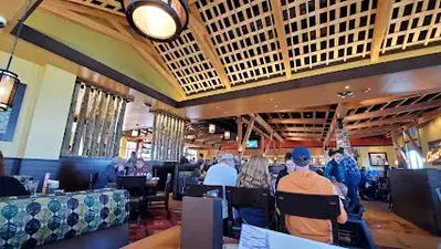 Lazy Dog Restaurant & Bar