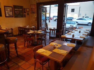 Olivella’s Pizza and Wine