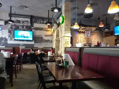Fish N' Tails Oyster Bar