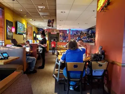 Applebee's Grill + Bar