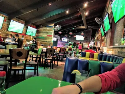 Bombones Restaurant