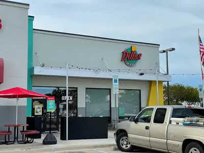 Dillas Quesadillas