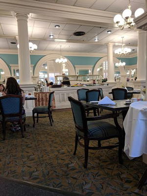Colonial Room Restaurant